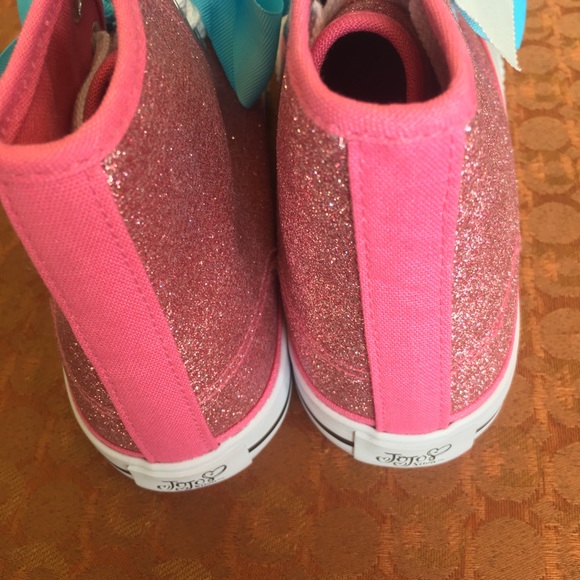 Jojo siwa girls Sneakers. - Picture 6 of 6